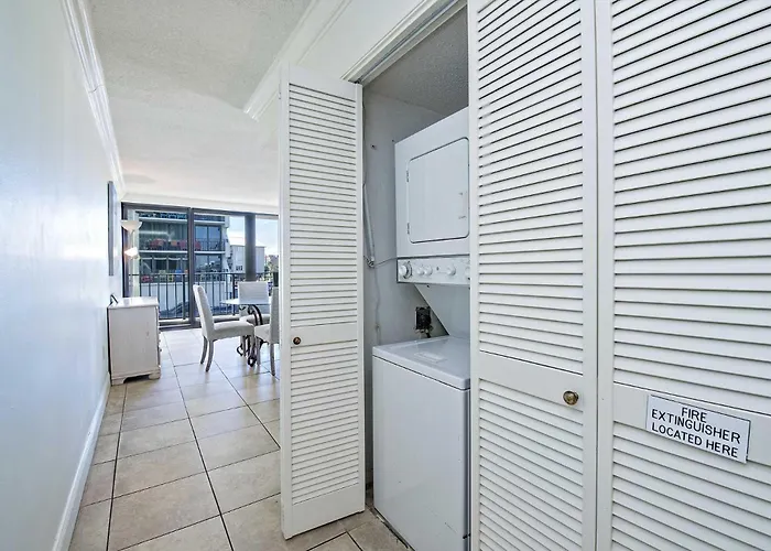 Island Winds East 111 Holiday home Gulf Shores